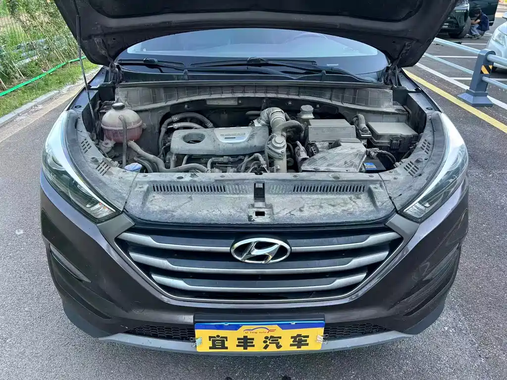 Hyundai Tucson 2017 — фото 15