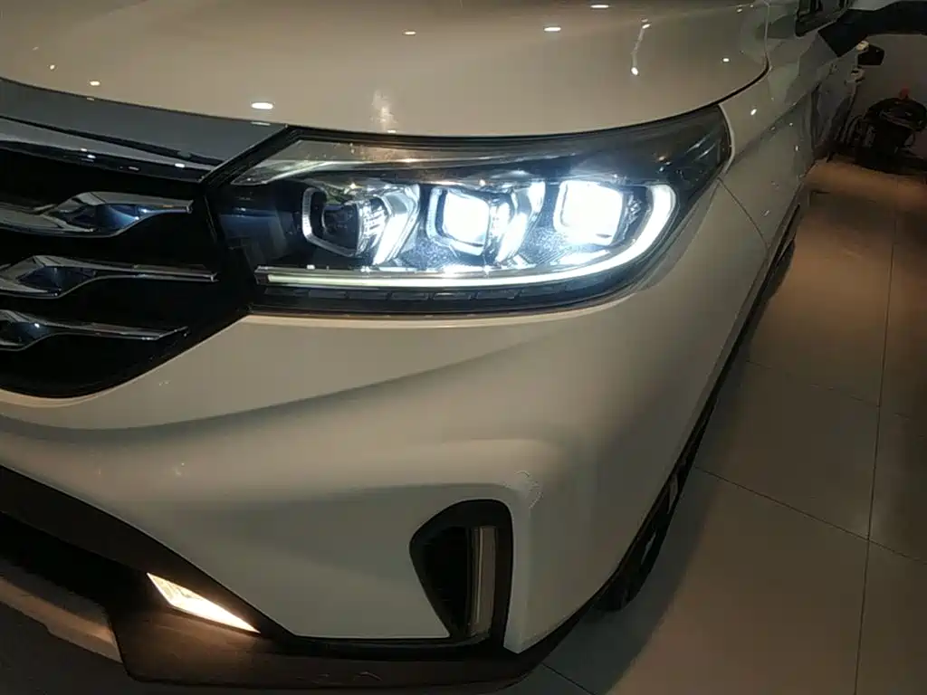 GAC Motor Trumpchi GS4 2019 — фото 24