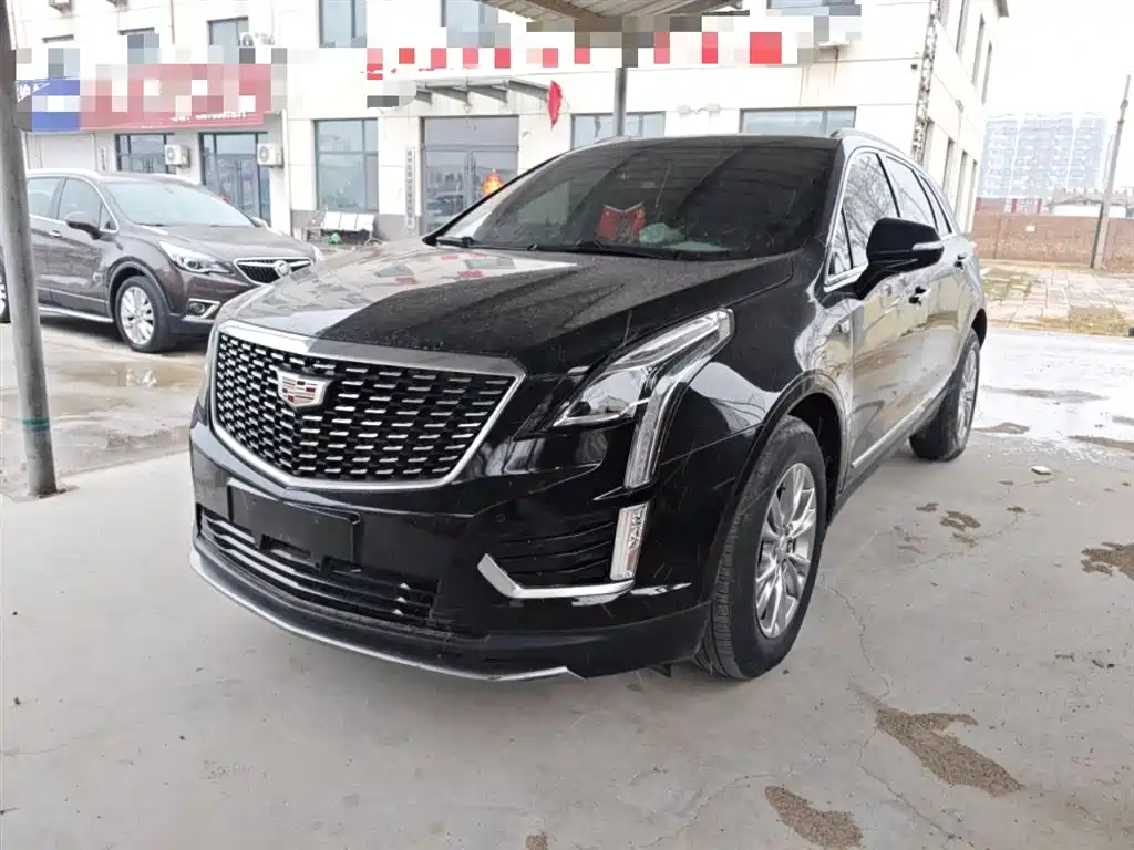 Cadillac XT5 2021 — фото 1