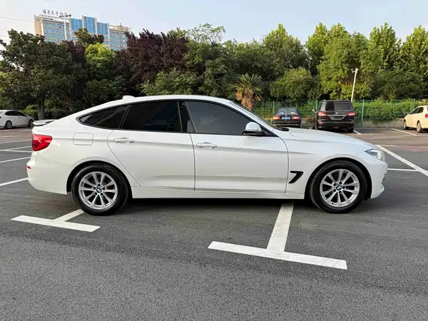 BMW 3 Series GT 2017