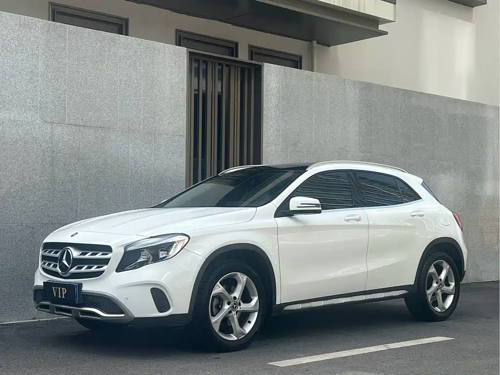 Mercedes-Benz GLA 2019 — фото 1