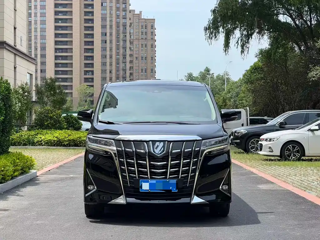 Toyota Alphard 2021 — фото 2