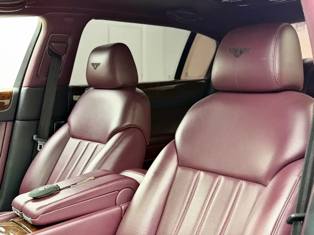 Bentley Flying Spur 2008 — фото 18
