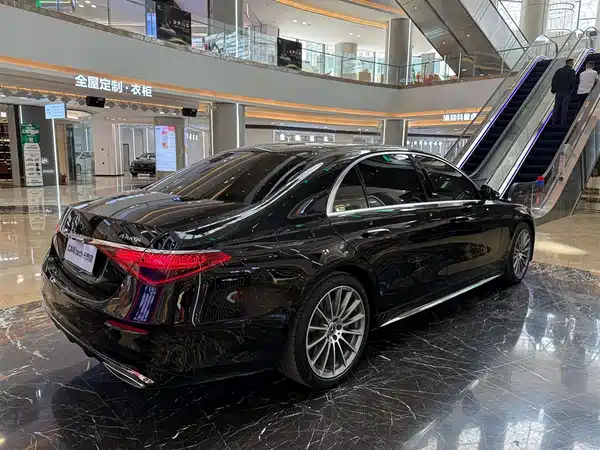Mercedes-Benz S-Class 2022