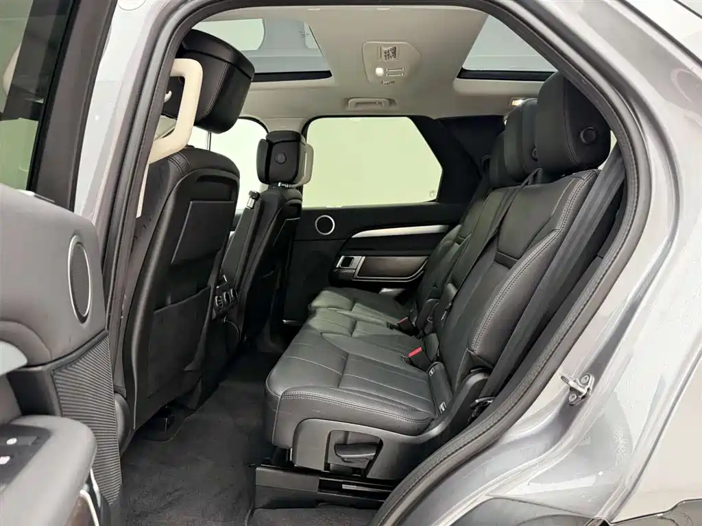 Land Rover Discovery 2020 — фото 17