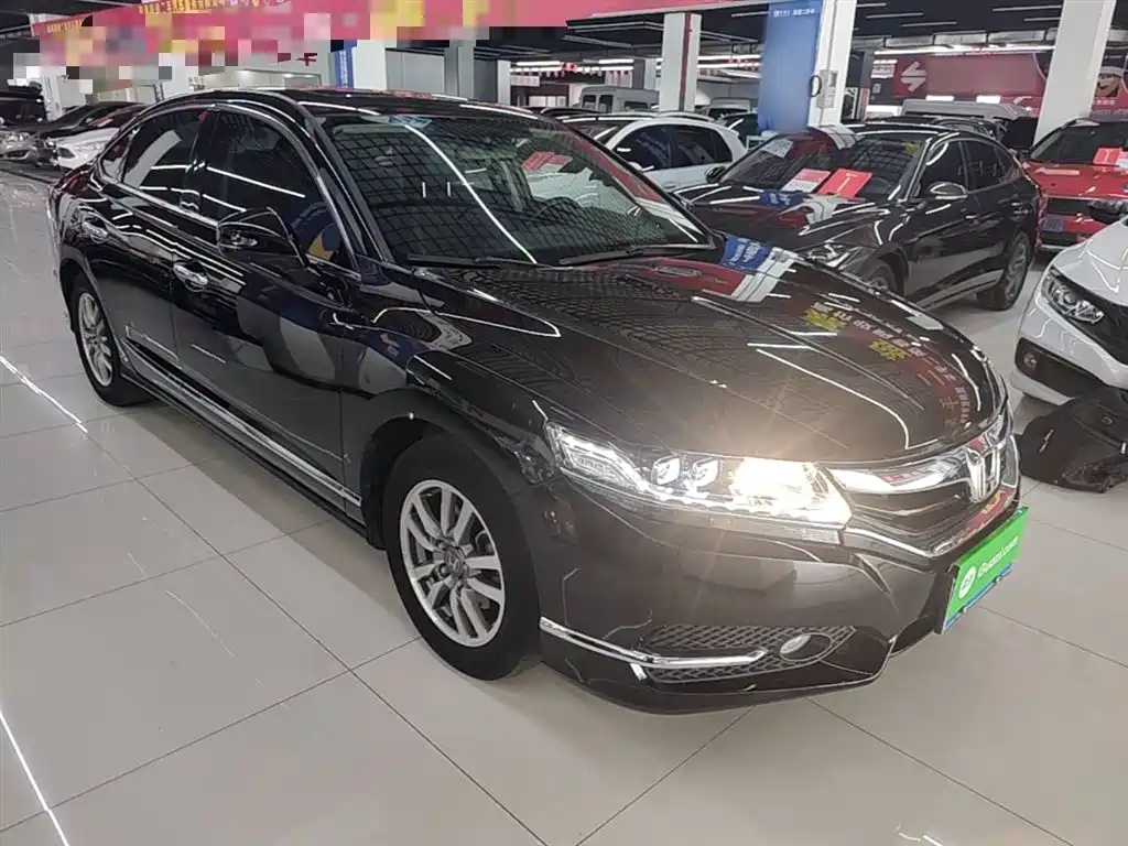 Honda Spirior 2017 — фото 4