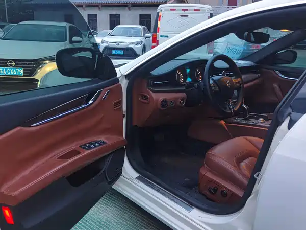 Maserati Quattroporte 2017
