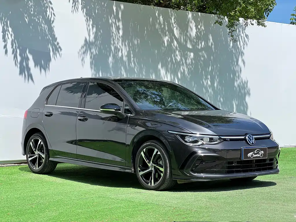 Volkswagen Golf 2023