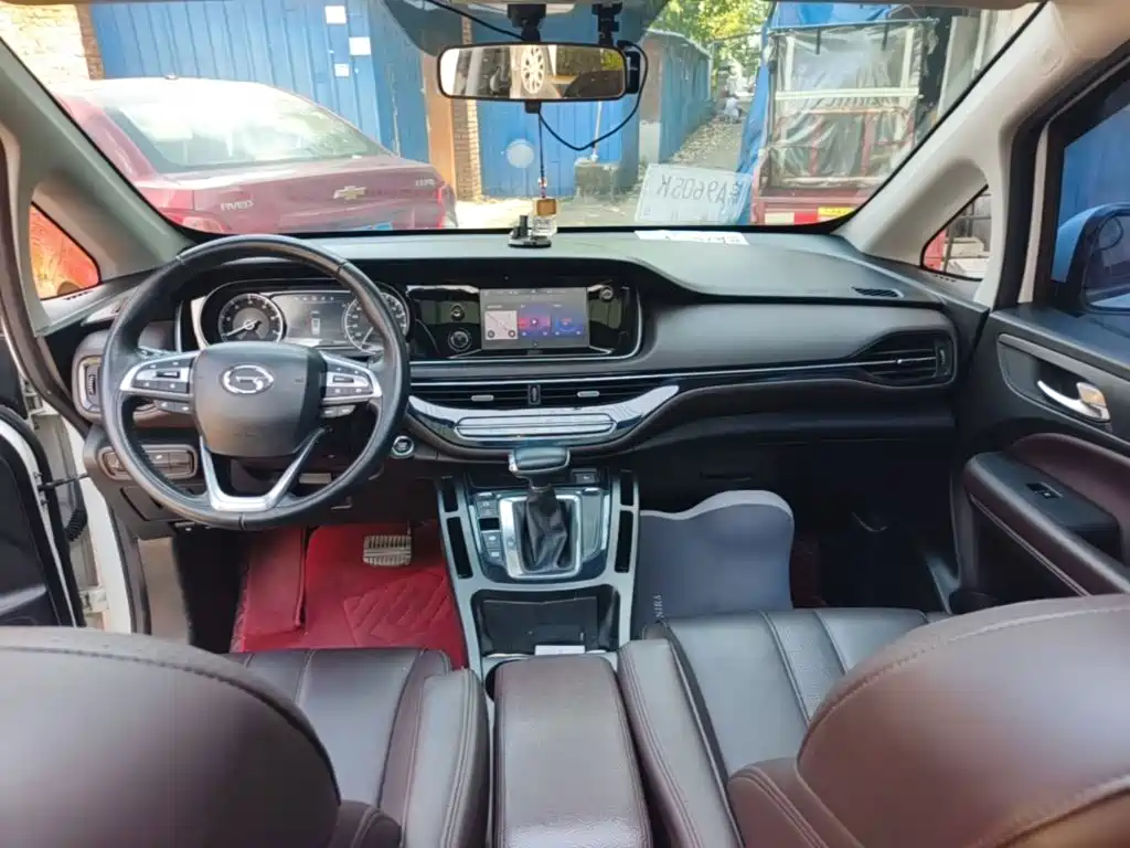GAC Trumpchi M6 2020 — фото 10