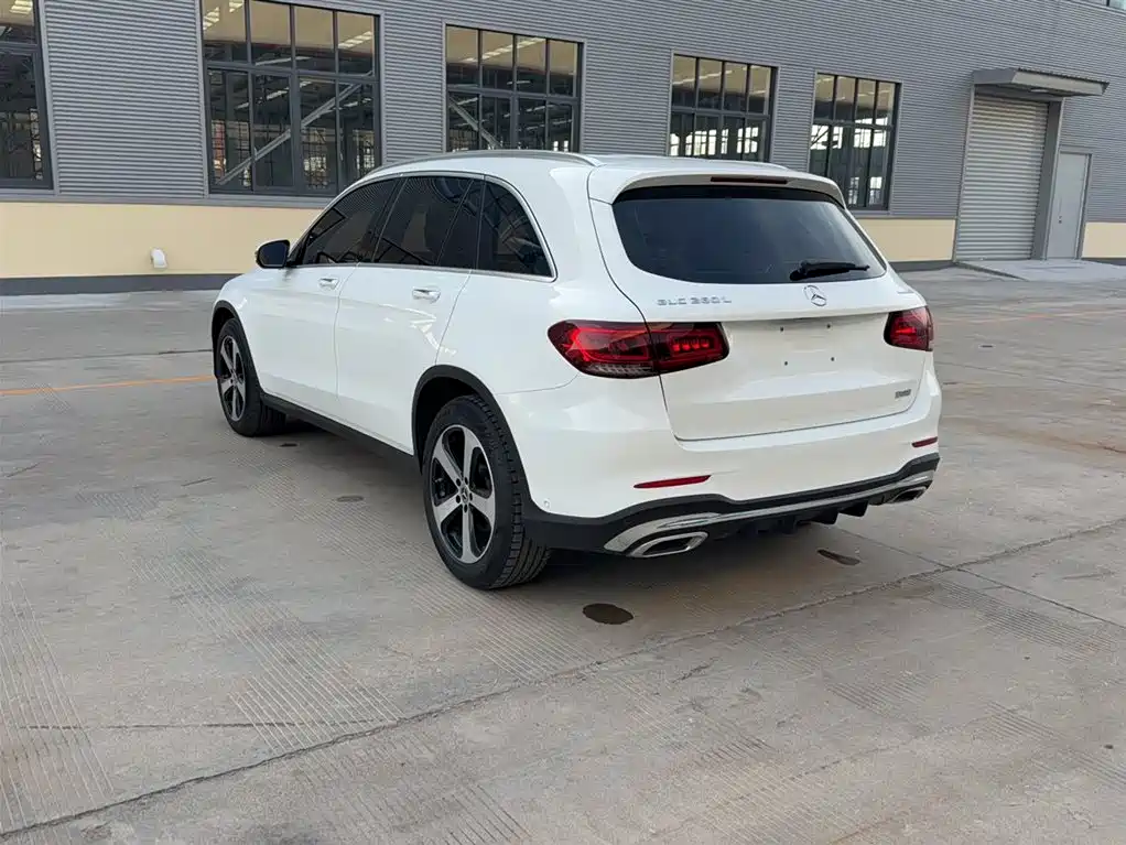 Mercedes-Benz GLC 2022 — фото 25