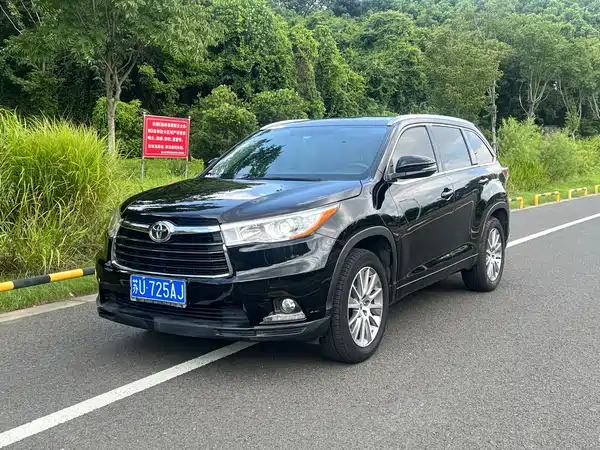 Toyota Highlander 2016