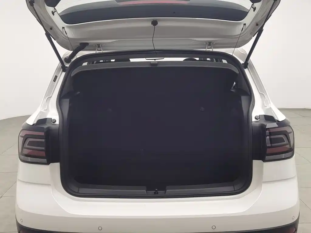 Volkswagen T-Cross 2020 — фото 16