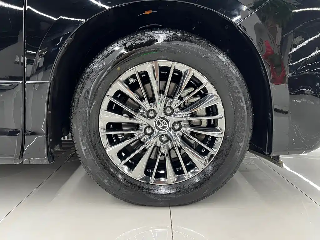Toyota Alphard 2020 — фото 28