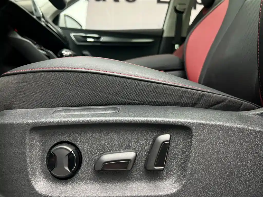 Skoda Korok 2022 — фото 8