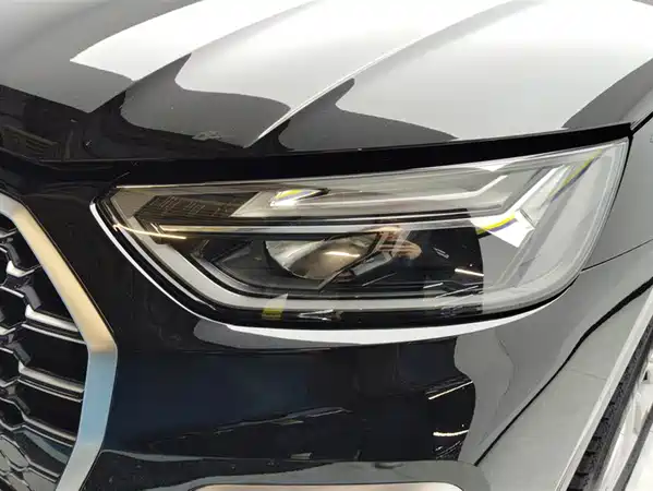 Audi Q5L 2022