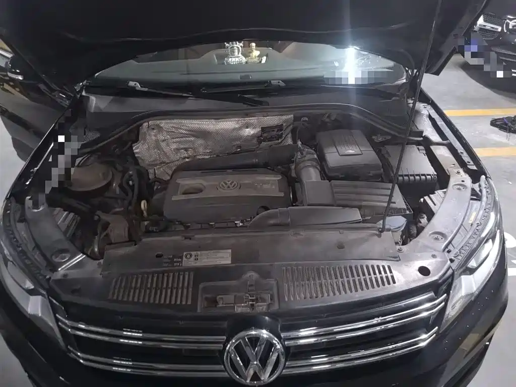 Volkswagen Tiguan 2015 — фото 16