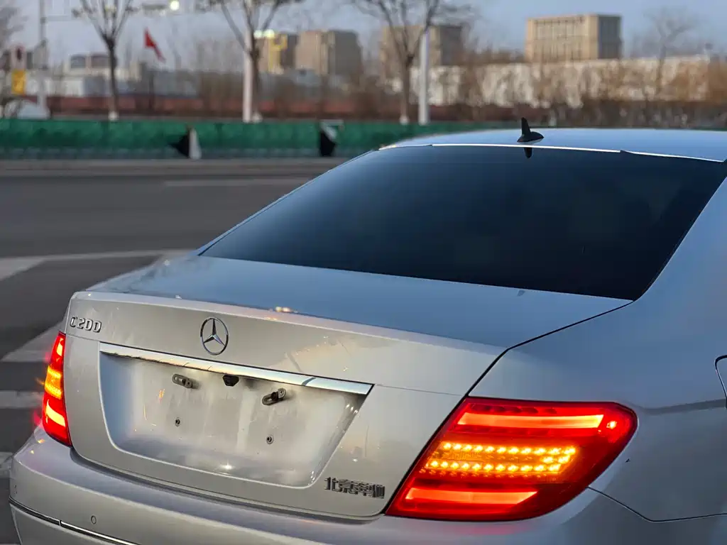 Mercedes-Benz C-Class 2013 — фото 20