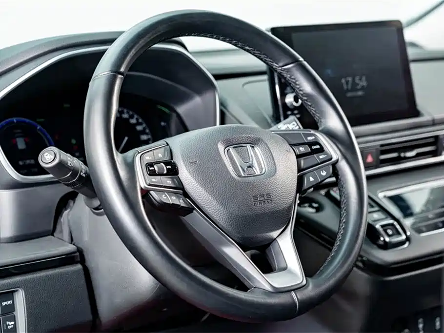 Honda Elysion 2024 — фото 10