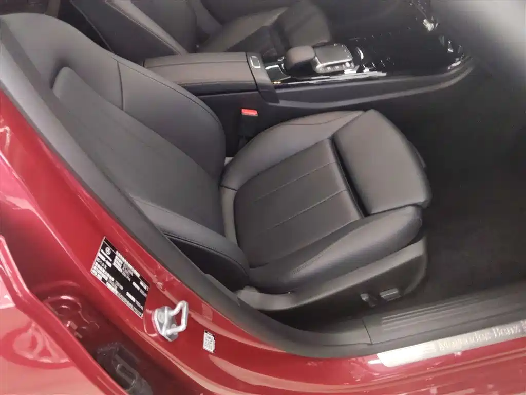 Mercedes-Benz A-Class 2022 — фото 20