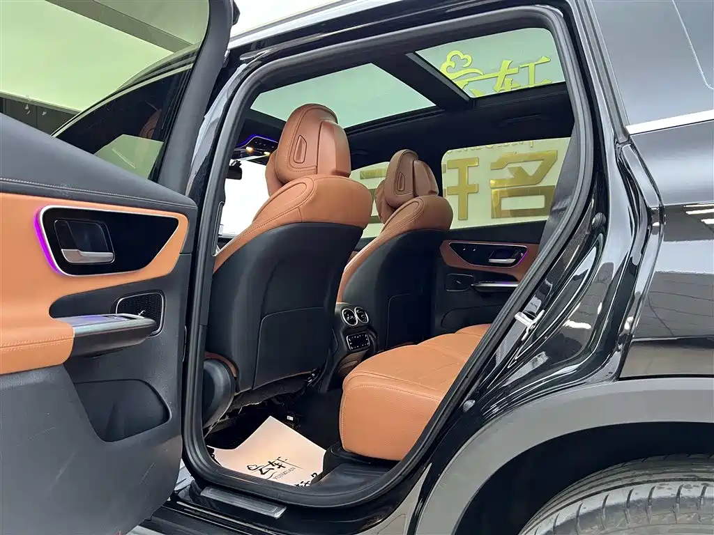 Mercedes-Benz GLC 2023 — фото 12