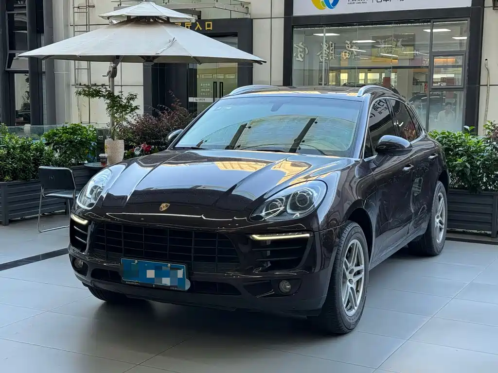 Porsche Macan 2015