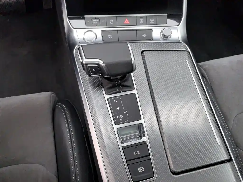Audi A6L 2020 — фото 13
