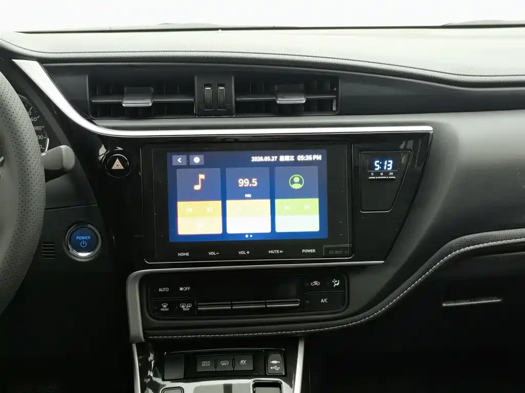 Toyota Corolla Hybrid 2019 — фото 12
