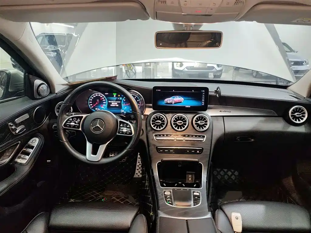 Mercedes-Benz C-Class 2019 — фото 10