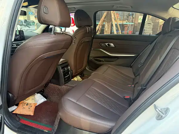 BMW 3 Series 2023