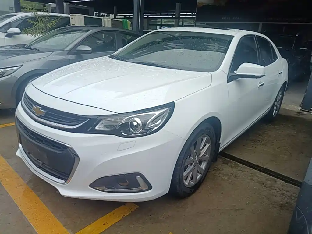 Chevrolet Malibu 2019 — фото 1