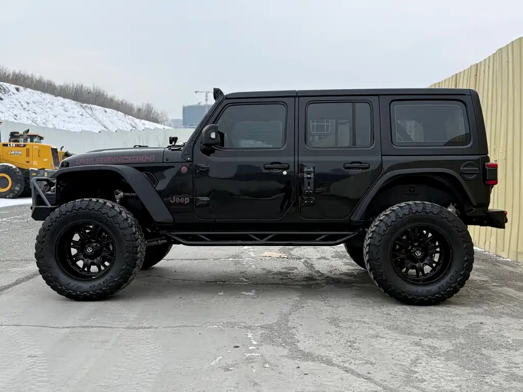 Jeep Wrangler 2022 — фото 7