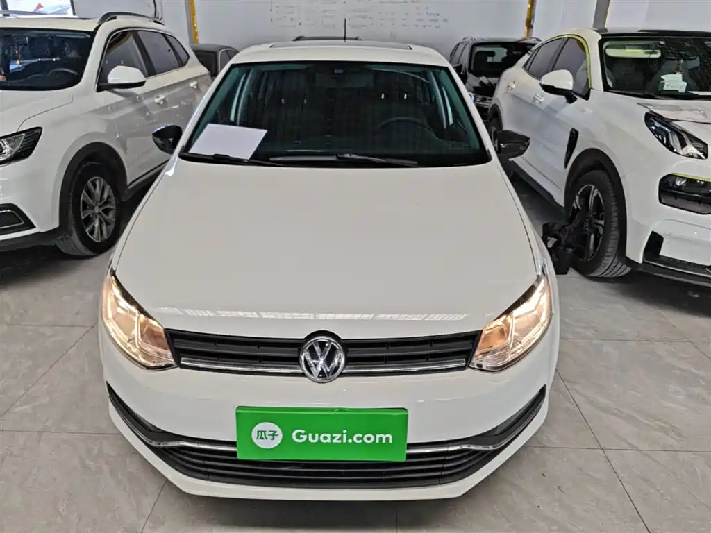 Volkswagen Polo 2015 — фото 3