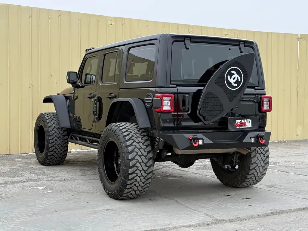 Jeep Wrangler 2022 — фото 9