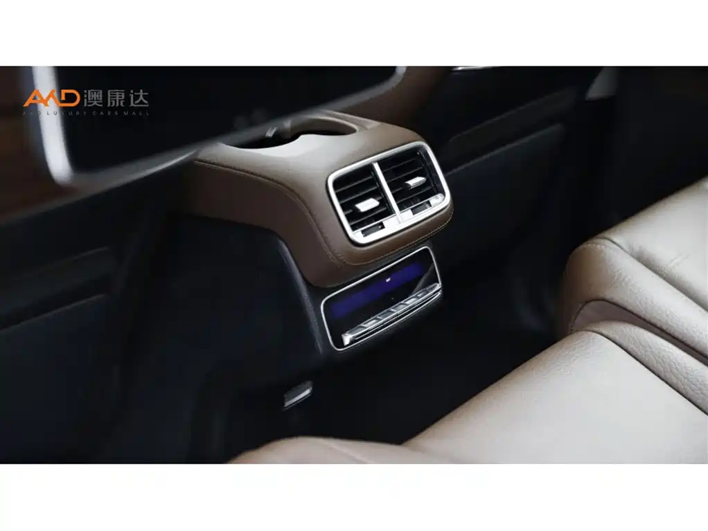 Mercedes-Benz GLS 2024 — фото 10