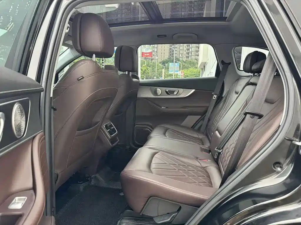 Chery Tiggo 8 PRO 2023 — фото 15