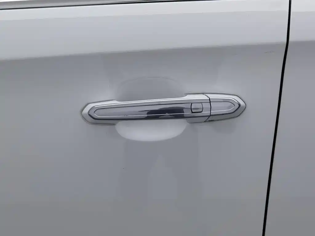 Cadillac XTS 2019 — фото 18