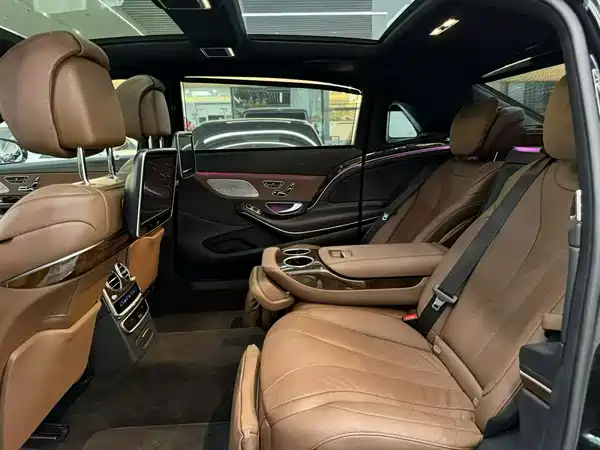 Mercedes-Benz Maybach S-Class 2015