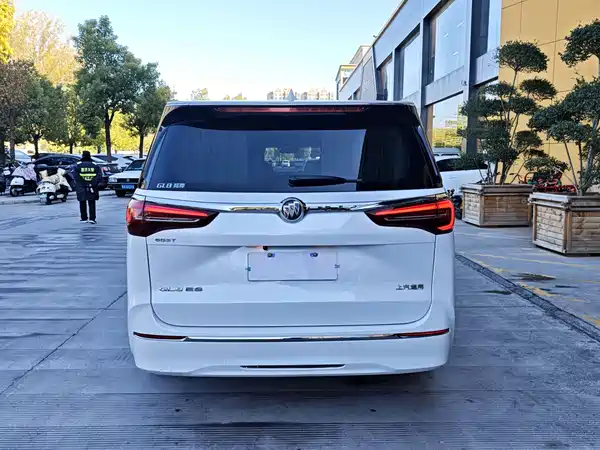 Buick GL8 2021