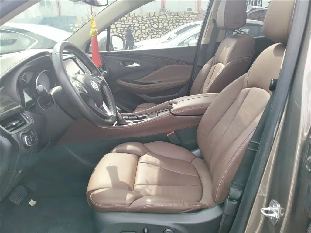 Buick Envision Plus 2016 — фото 11