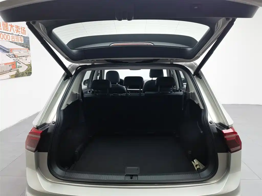 Volkswagen Tiguan L 2022 — фото 16