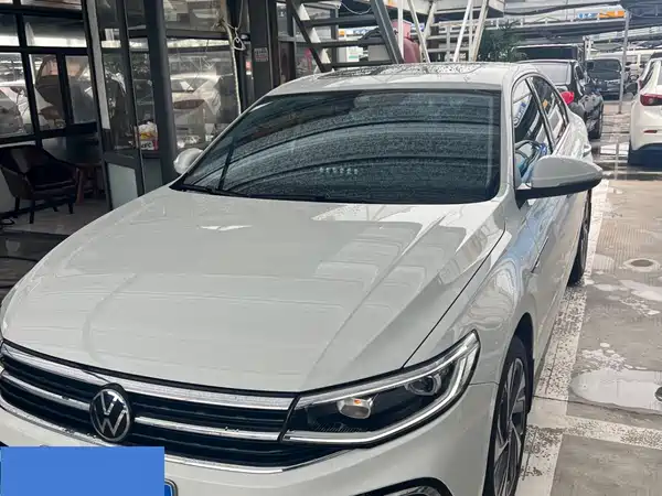 Volkswagen Bora 2023