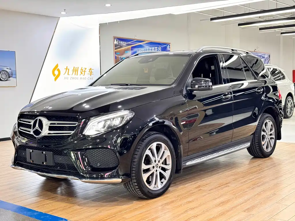 Mercedes-Benz GLE 2019 — фото 1
