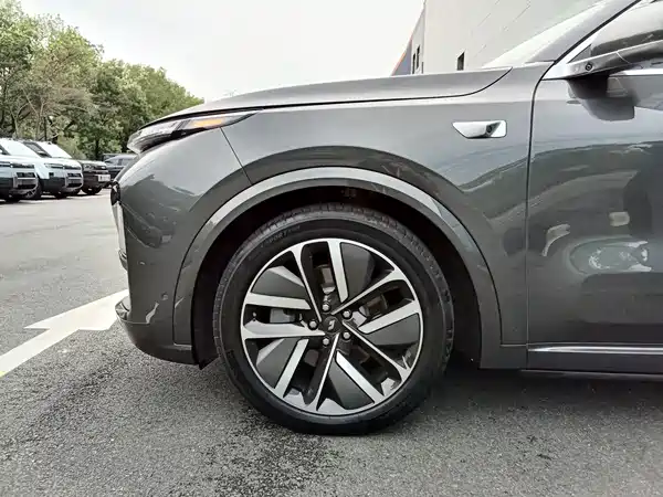 Li Auto L9 2022