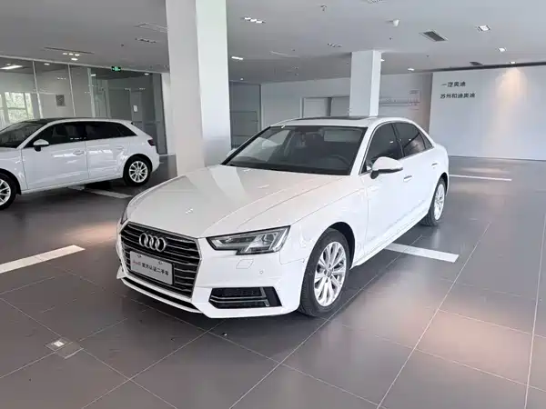 Audi A4L 2019