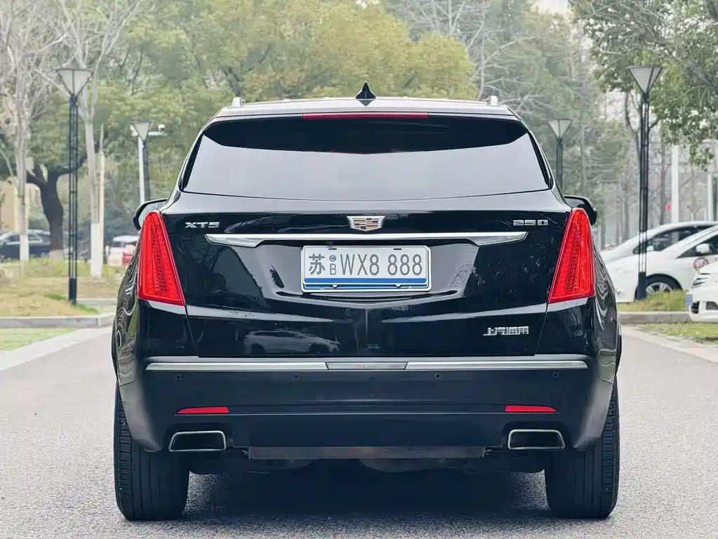 Cadillac XT5 2018 — фото 5