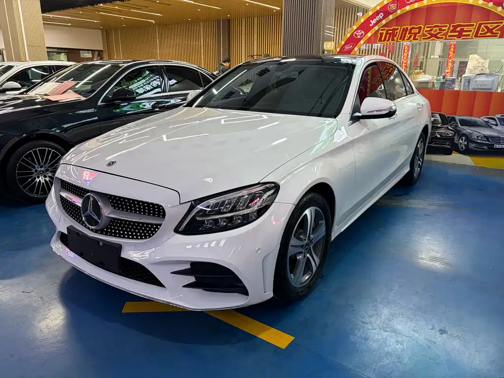 Mercedes-Benz C-Class 2019 — фото 1