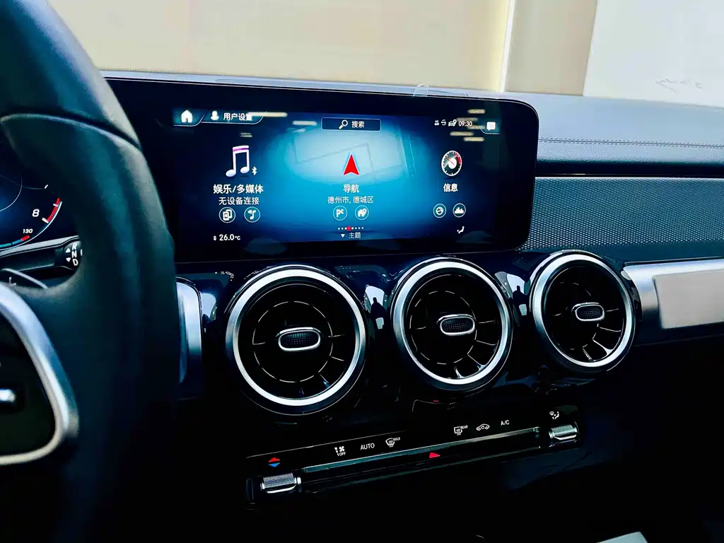 Mercedes-Benz GLB 2023 — фото 14