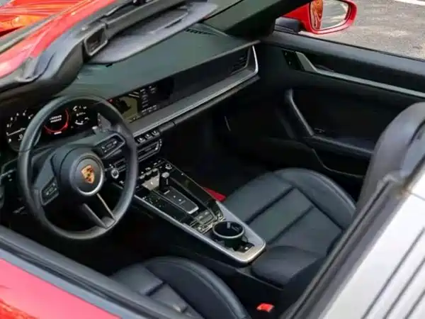 Porsche 911 2021