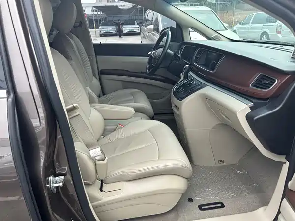 Buick GL8 2017