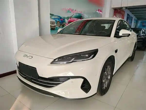 BYD Seal 06 2025
